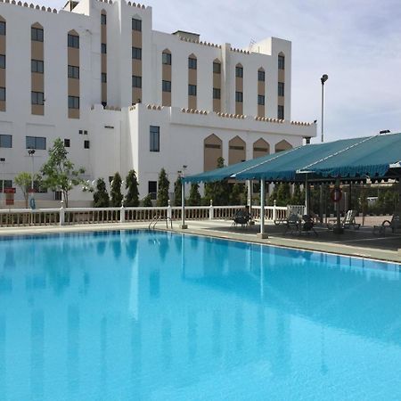 Hotel Al Madinah Holiday Mascate Exterior foto